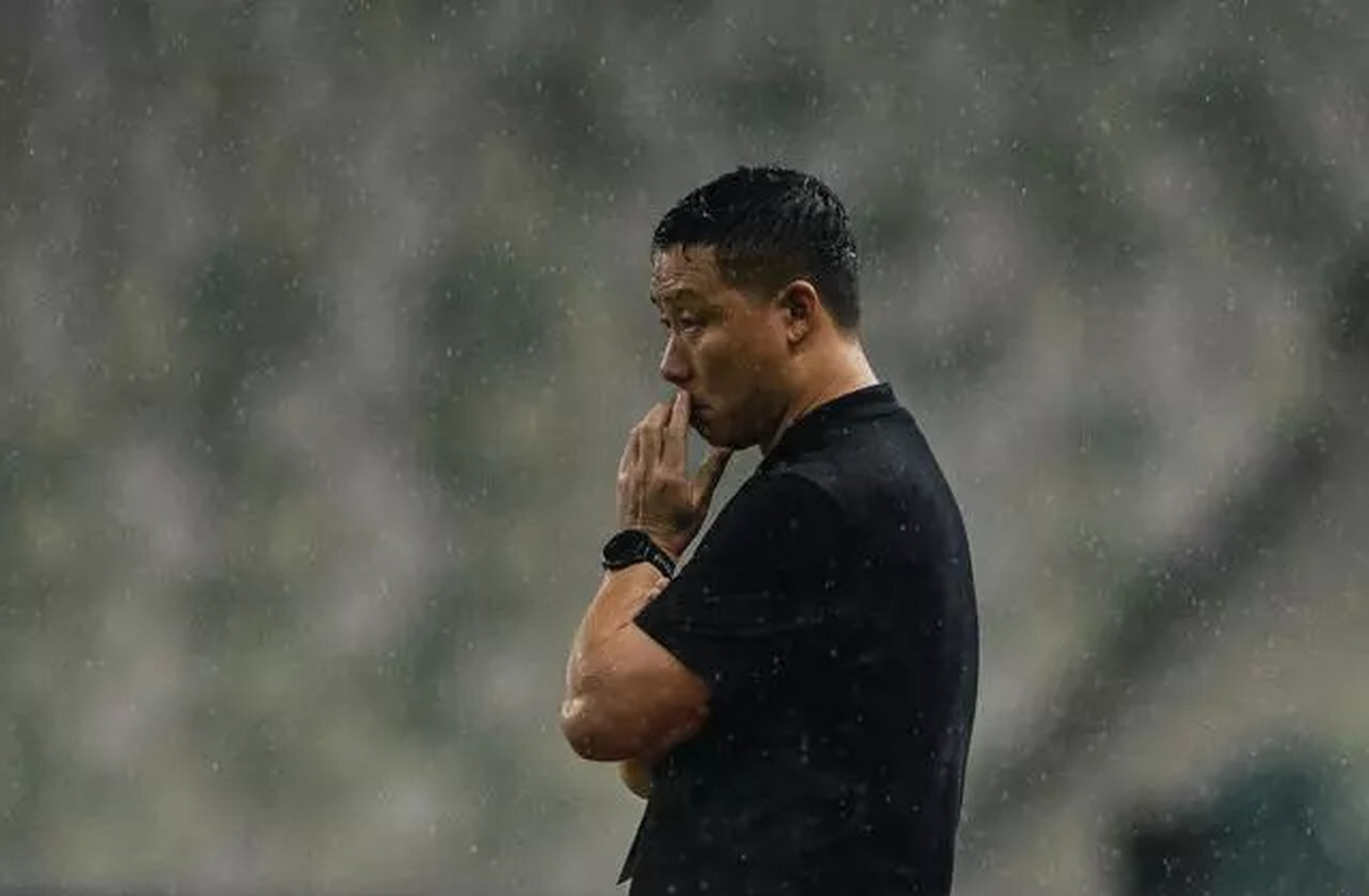 球员在比赛中焕发出无穷的斗志